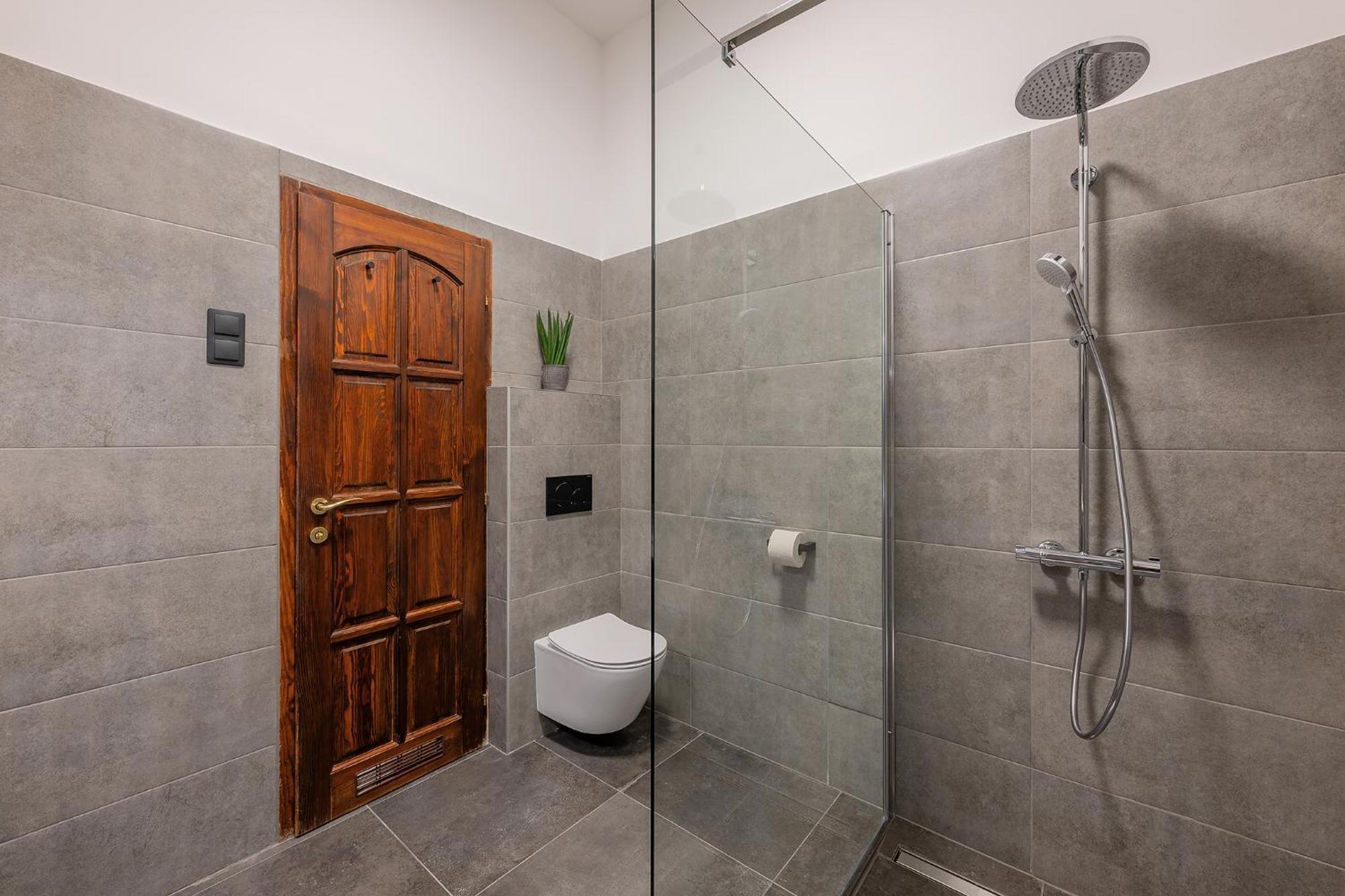 Liszt Modern Chic Apartment Budapest Ngoại thất bức ảnh