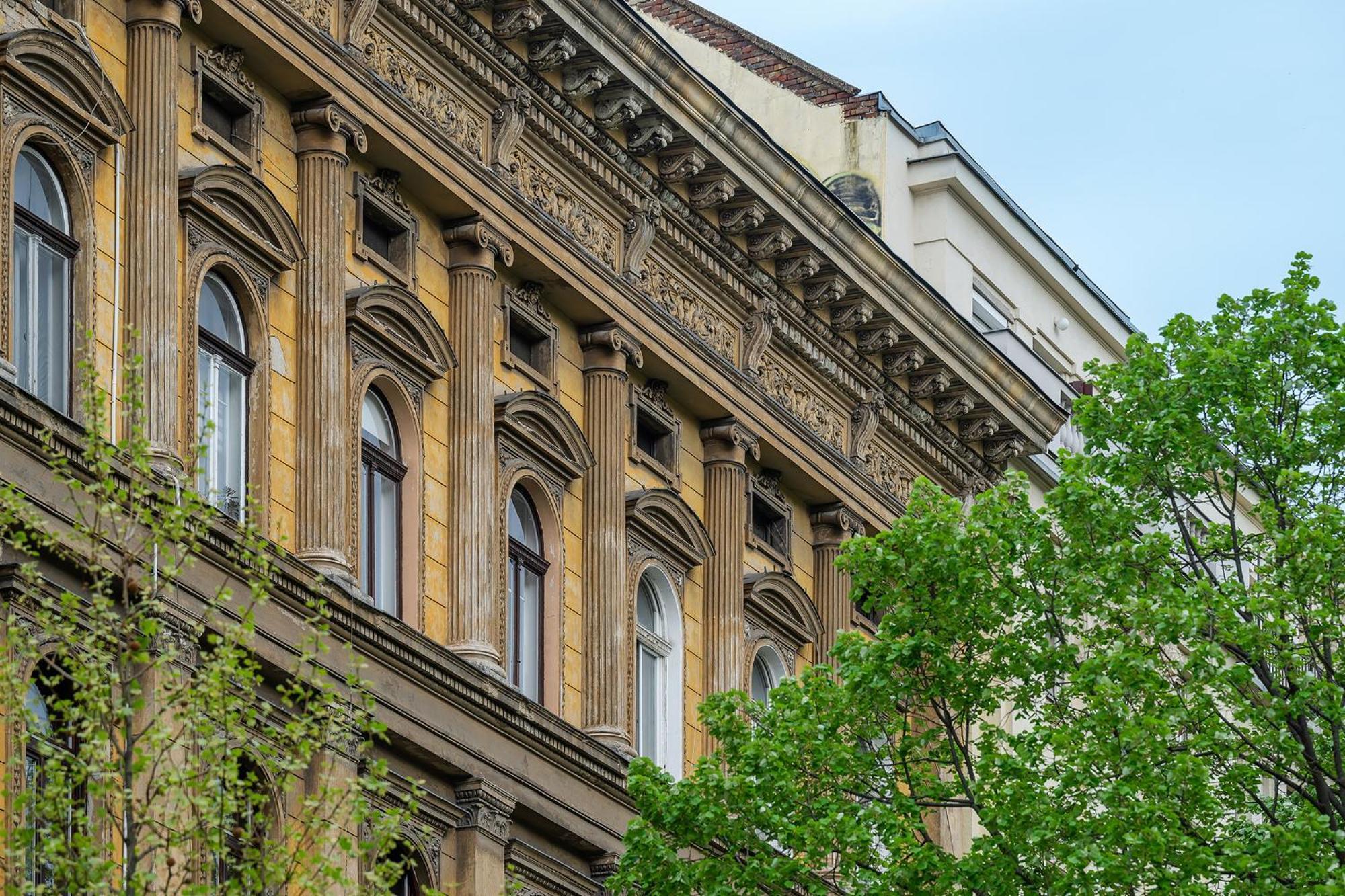 Liszt Modern Chic Apartment Budapest Ngoại thất bức ảnh